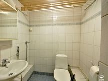 Erillinen wc / Separat wc
