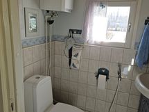 Wc päärakennuksessa