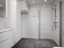 Valokuva asunnosta C 52 - kylpyhuone.