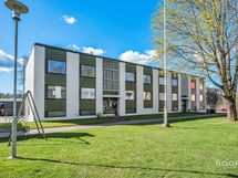 Latokartanonkatu 10 - Ladugårdsgatan 10