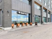 Palveluita löytyy lähistöltä useita. Mm. ravintoloita on moneen makuun