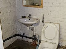 wc