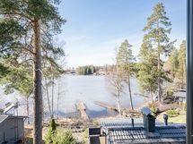 Näkymät järvelle (ilmansuunta länsi)