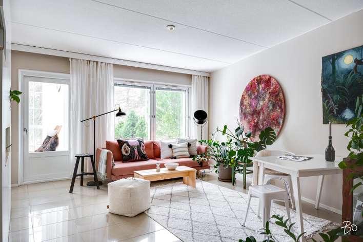Kerrostalo, 2h+k+kph+s+wc+vh+lasitettu parveke (Yj 2h+k+s), 61 m², Katariinanlaakso, Turku