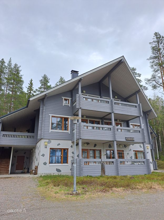 Loma-asunto, 3h + avok + s + 2 wc + 2 p , 68 m², Sirkka, Sirkka