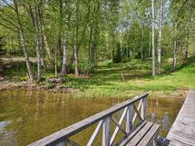 Kuvassa naapurin laituri