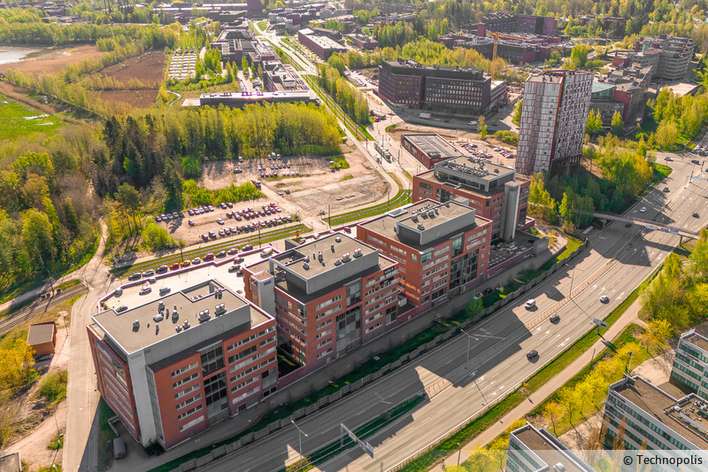 Liiketila, 1 380 m², Otaniemi