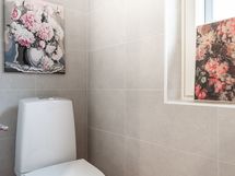Huoneistossa myös pikku WC