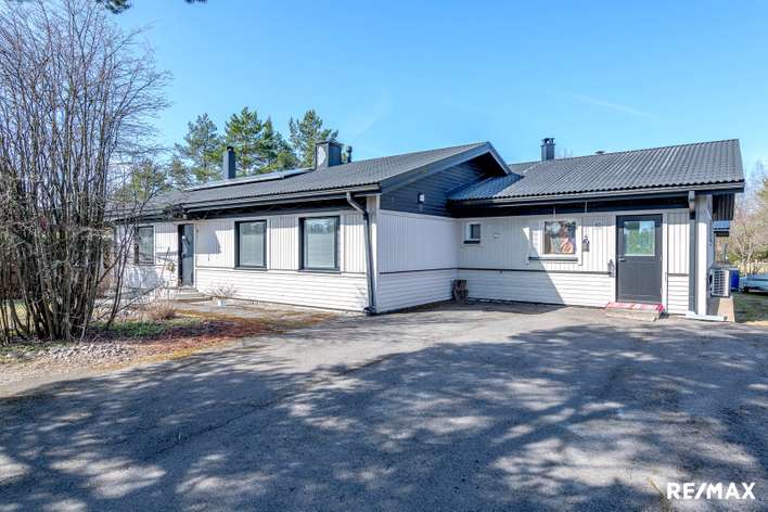 Omakotitalo, 3h+oh+k+khh+kph+s+2 kpl Wc+2 kpl vh+ askarteluhuone, 184 m², Heikkilä, Mäntsälä