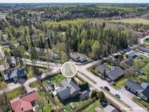 Kolsa on rauhallinen, pientalovaltainen asuinalue lähellä palveluita ja luontoa.