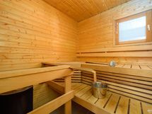 Alakerran sauna