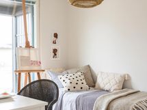 Alakerran makuu- tai työhuone