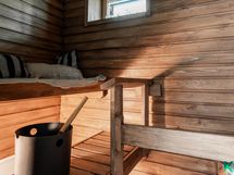 Oma ikkunallinen sauna