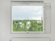 Asunnon ikkunoista vehreät näkymät!