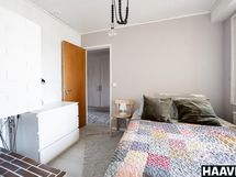 Takkahuone muuntuu vaikkapa makuuhuoneeksi