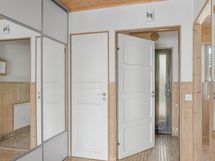 Eteinen