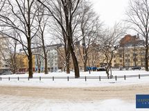 Harjutorin lähellä on runsaasti palveluita ja ravintoloita sekä loistavat liikenneyhteydet!
