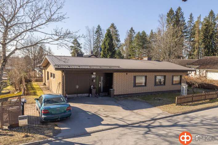 Omakotitalo, 6h, k, kph, s, khh, erillinen wc, vh, 135 m², Hirsimäki, Riihimäki