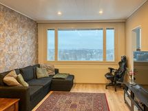 Upea, remontoitu koti näyttävillä maisemilla.