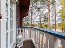 käynti makuuhuoneen parvekkeelle