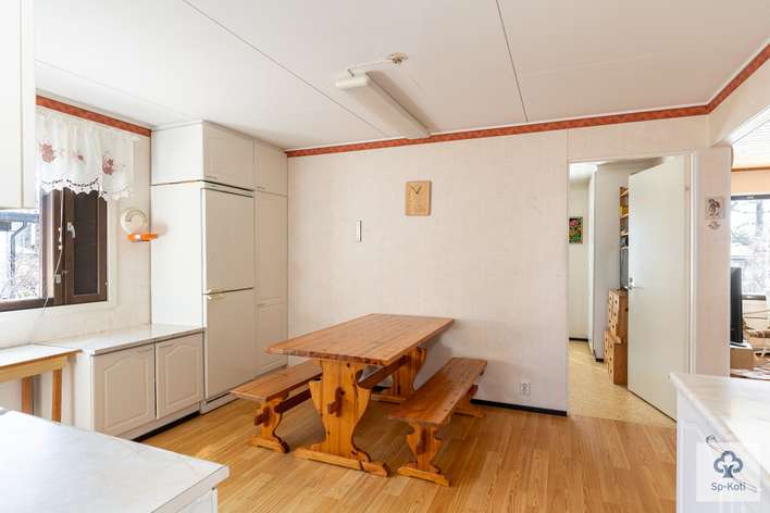 Omakotitalo, 4h+k+ph+s+wc+vh + autotalli, 123/166 m², Läykkälänlahti - View 4