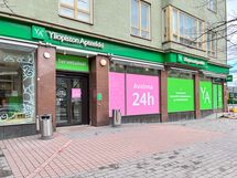 Monipuoliset palvelut ja mm. 24h apteekki lähelläsi.