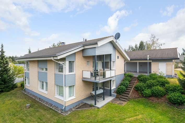 Omakotitalo, 6h,k,tkh,khh,s, 215/241 m², Skinnarila, Lappeenranta
