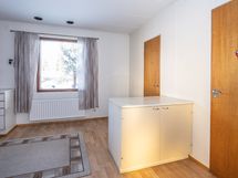 Takkahuone / apukeittiö