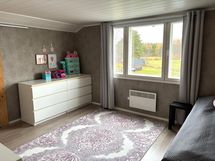 Yläkerran huone