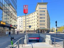 Metroasemalle kävelee parissa minuutissa.