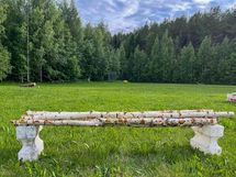 Myyjän omia kuvia eri vuorokauden, vuodenajan mukaan.