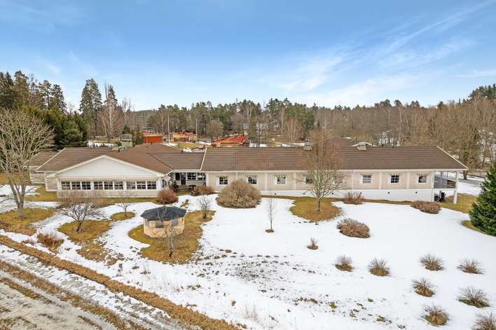 Liiketila, 1 500 m², Raasepori, Raasepori