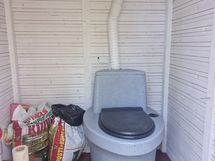 biolanin kompostoiva käymälä