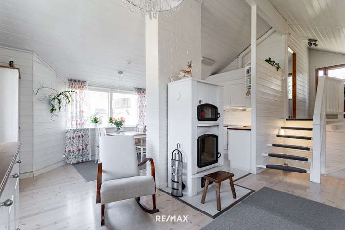 Omakotitalo, 3h+k+s+lasikuisti+autotalli, 78/94 m², Terälahti