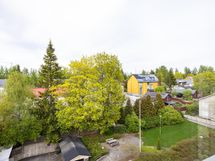 näkymää keittiön ikkunasta