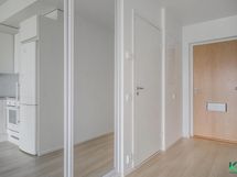 Eteinen