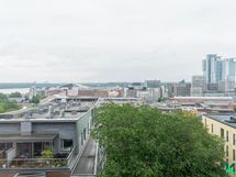 Näkymää kerhotilasta/saunaosastolta