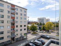 Näkymä lasitetulta parvekkeelta