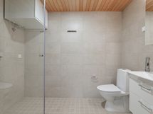 Valokuva vastaavankokoisesta asunnosta A1. Materiaalit voivat vaihdella.