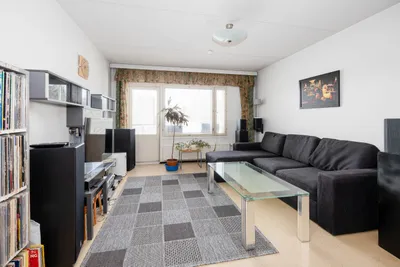 Kerrostalo, oloh-avokeittiö, 2 mh, pesutila/wc, sauna, eteinen, vaatehuone ja lasitettu parveke, 74 m², Koivukylä - View 4