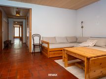 Sauna vieressä oleva oleskelutila