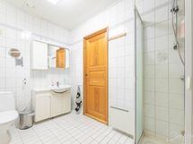 wc/psh(yläkerta)