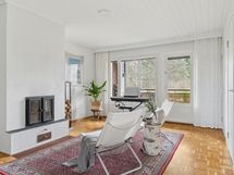 Yläkerran takkahuone