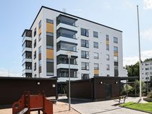 Visualisointikuvassa taiteilijan näkemys Asunto Oy Kaarinan Oskari III:n julkisivusta