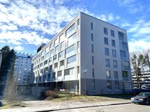 Rauhallinen sijainti päättyvän tien varrella