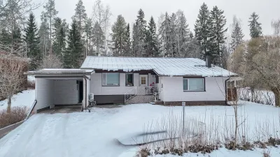 Omakotitalo, 2mh, oloh, takkah, k, kph, s, wc, 2vh, ak, 119/134 m², Tapala