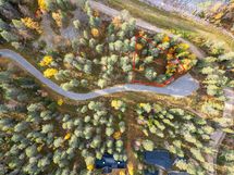 Myytävä tontti, Piipolku 10