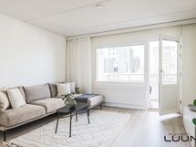 Olohuoneesta käynti parvekkeelle