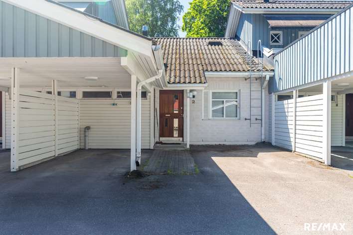 Rivitalo, 2h,k,kph,s,wc,vh,terassi,autokatos, 63 m², Hennala - Näkymä 3