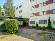 Sisäänkäynti